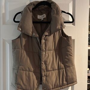 Forever 21 Beige Puffer Vest